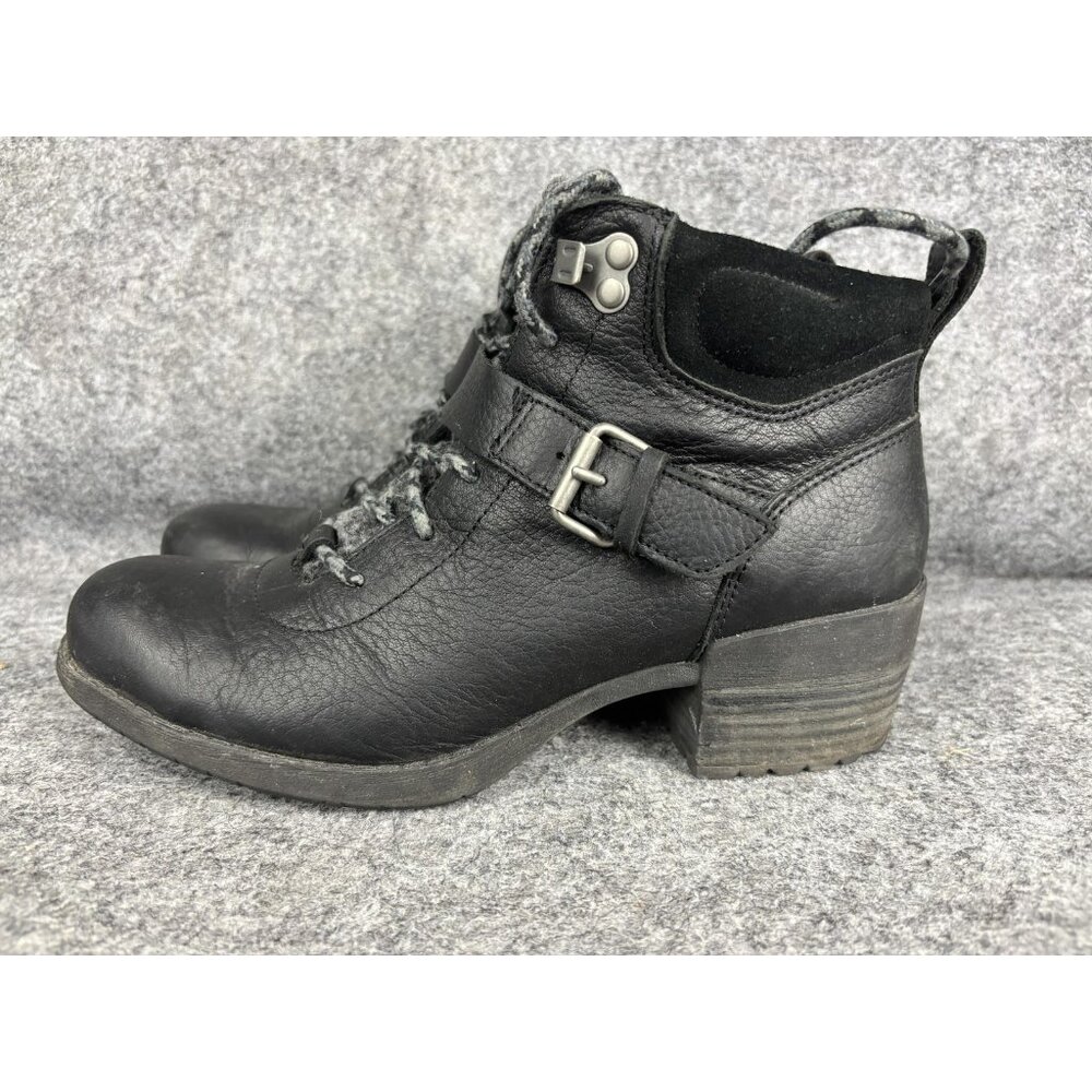 Merrell Boots Womens Size 7.5 Black Waterproof Faux Fur Ankle Lace Up J003884